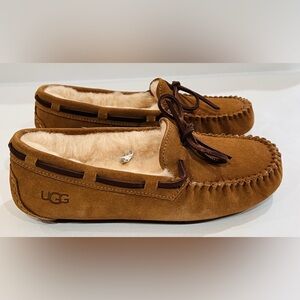 UGG Dakota Chestnut Women’s Moccasin Slipper Size 5